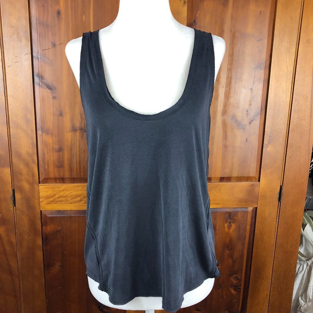 NEW - Silence & Noise Beachy Gray Tank Top Festival Vacation Island Lightweight